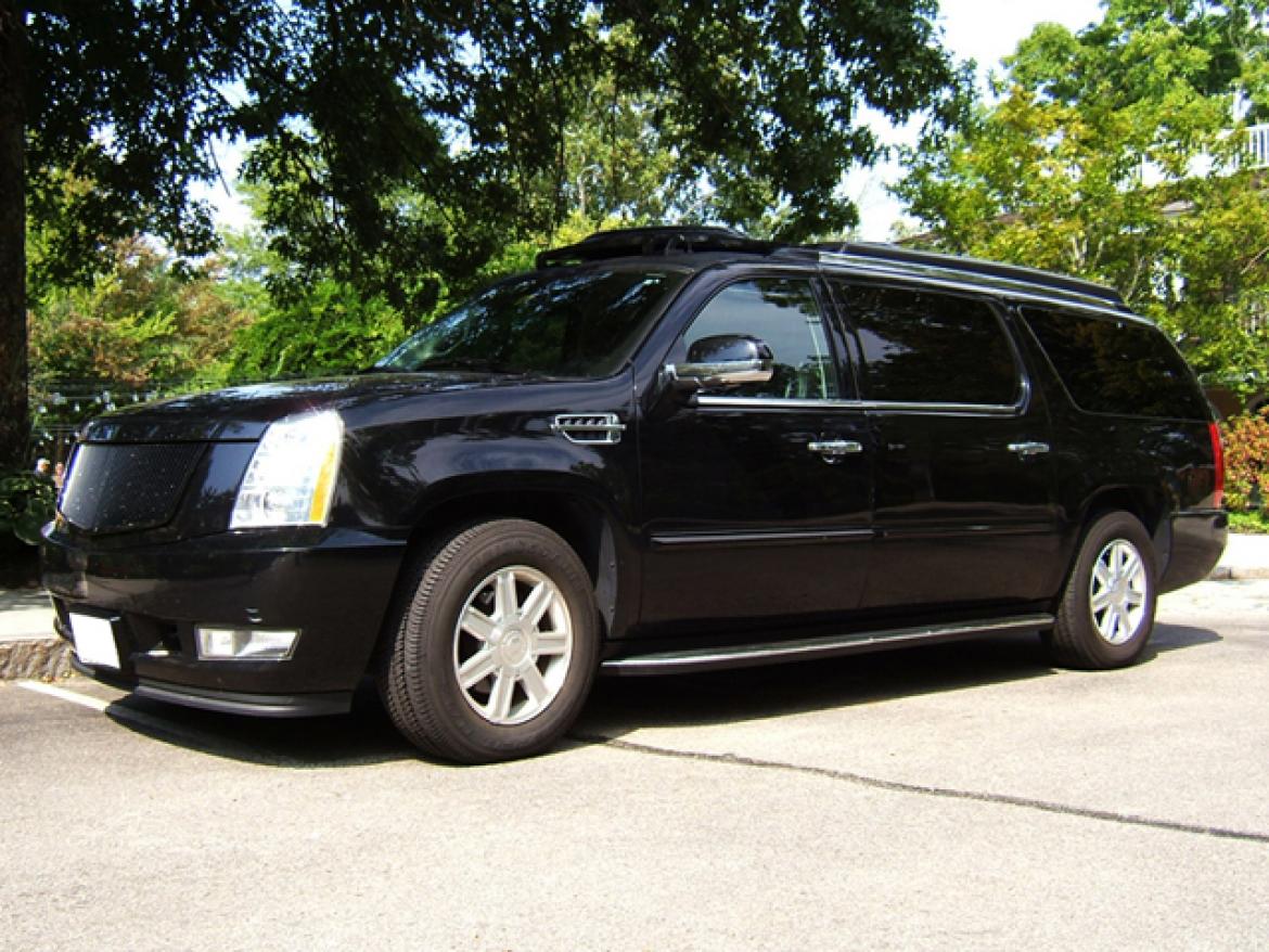 CEO SUV Mobile Office for Sale in Trenton, NJ - Photo 7