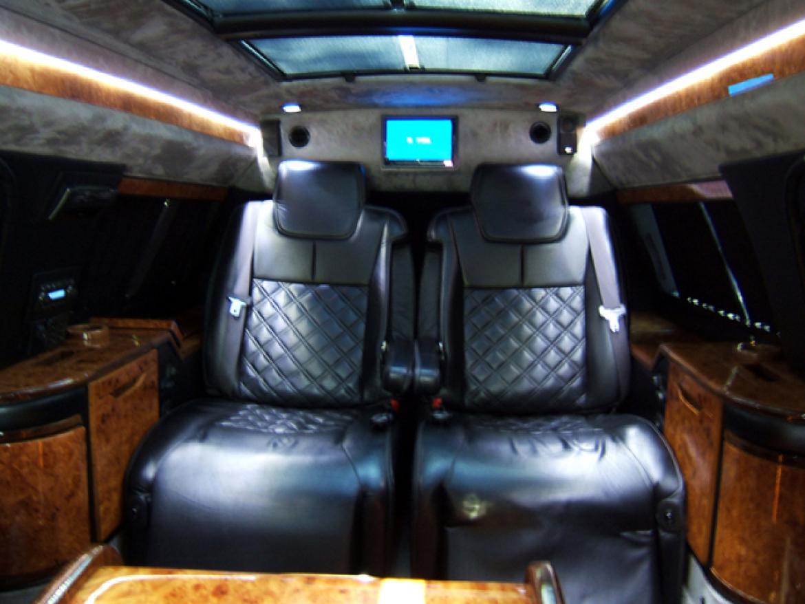 CEO SUV Mobile Office for Sale in Trenton, NJ - Photo 10