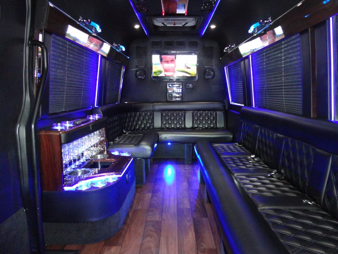 Sprinter for Sale in Delray Beach, FL - Photo 10