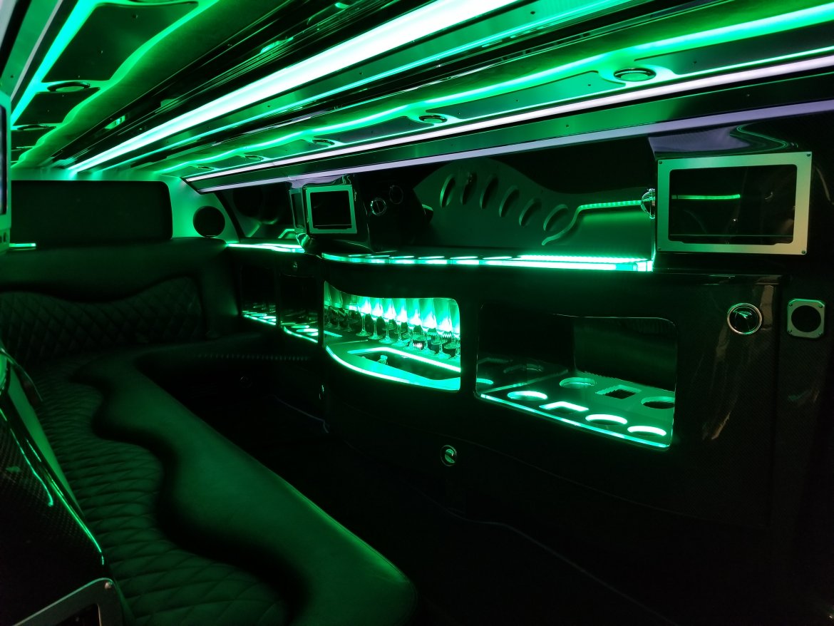 Limousine for Sale in Mt. Bethel, PA - Photo 6