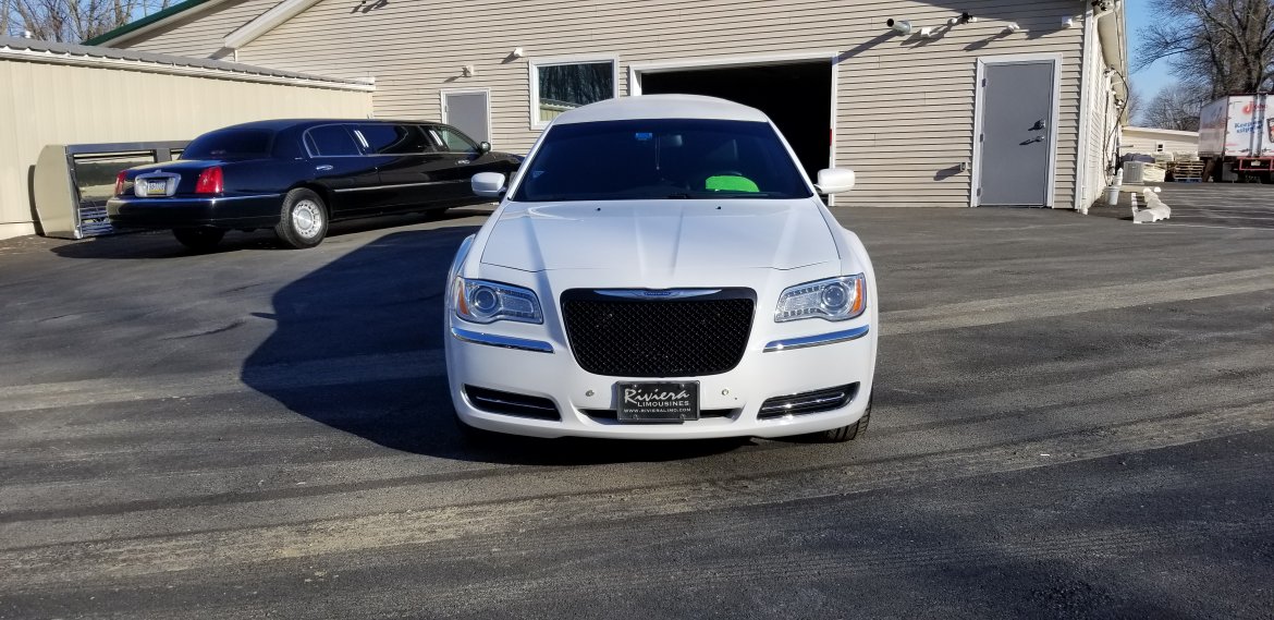 Limousine for Sale in Mt. Bethel, PA - Photo 8