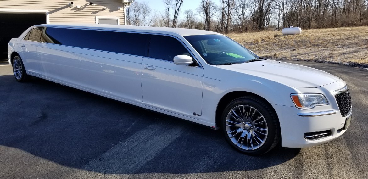 Limousine for Sale in Mt. Bethel, PA - Photo 10