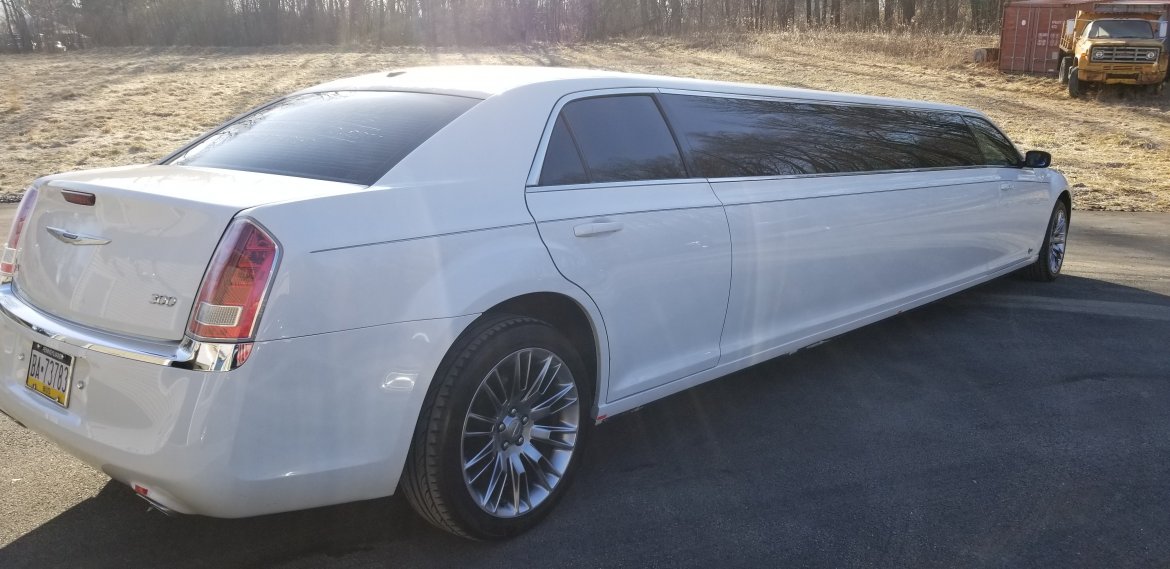 Limousine for Sale in Mt. Bethel, PA - Photo 12