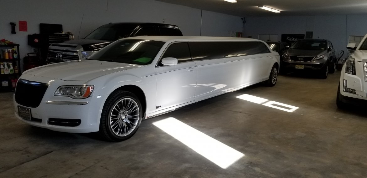 Limousine for Sale in Mt. Bethel, PA - Photo 25