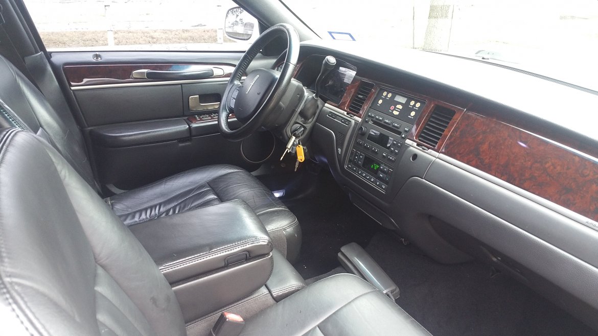 Limousine for Sale in Houston, TX - Photo 10