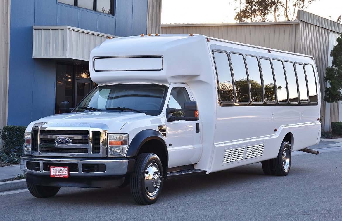 Limo Bus for Sale in Fontana, CA - Photo 6