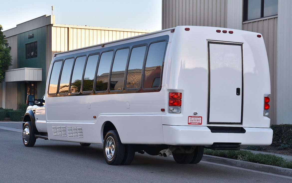 Limo Bus for Sale in Fontana, CA - Photo 7