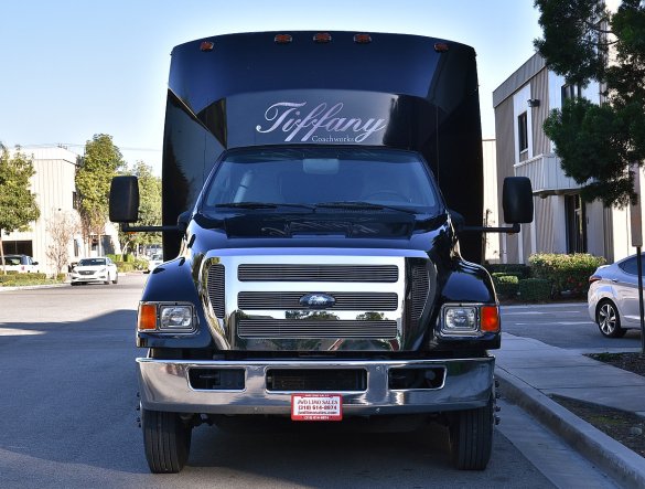 2008 Ford F-650 Limo Bus for Sale in Fontana, CA - Photo 3