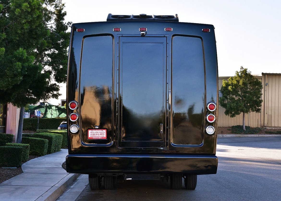 Limo Bus for Sale in Fontana, CA - Photo 5