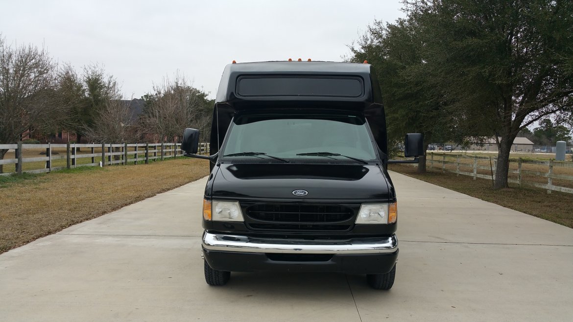 Limo Bus for Sale in Houston, TX - Photo 2