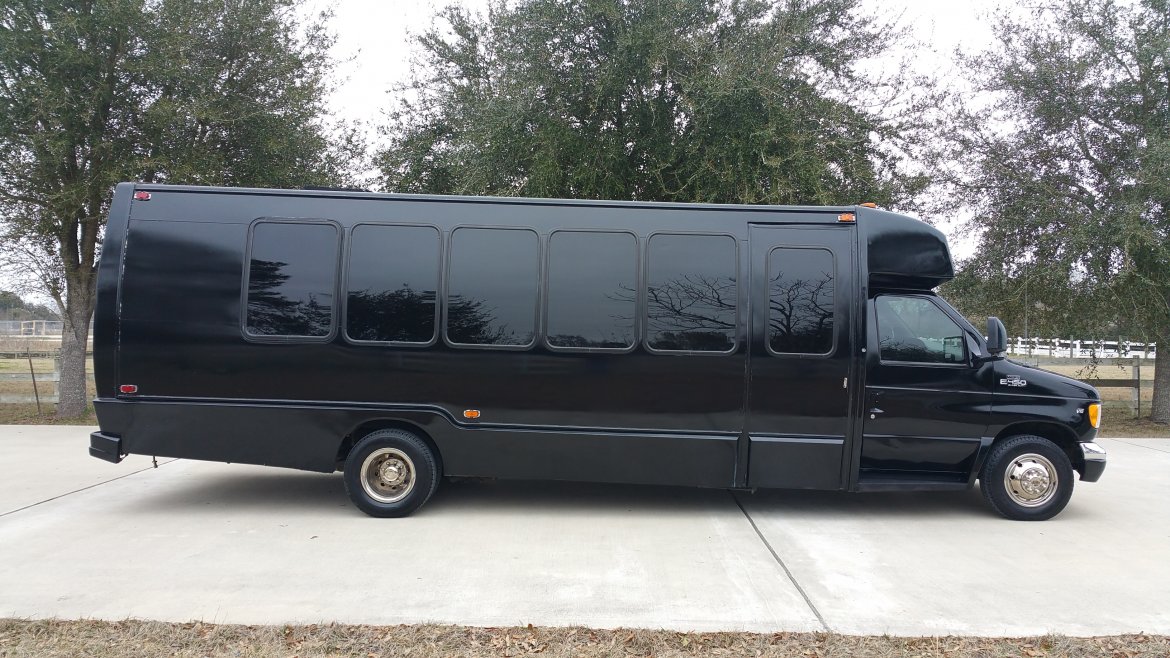 Limo Bus for Sale in Houston, TX - Photo 4