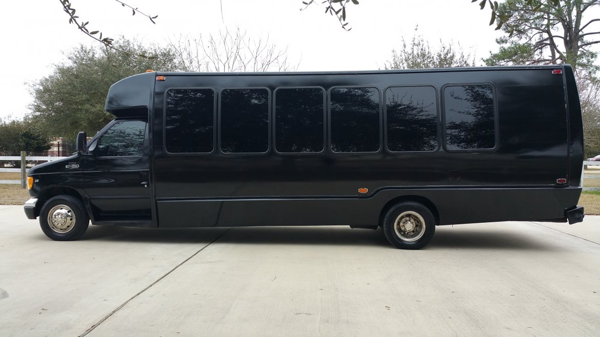 Limo Bus for Sale in Houston, TX - Photo 5
