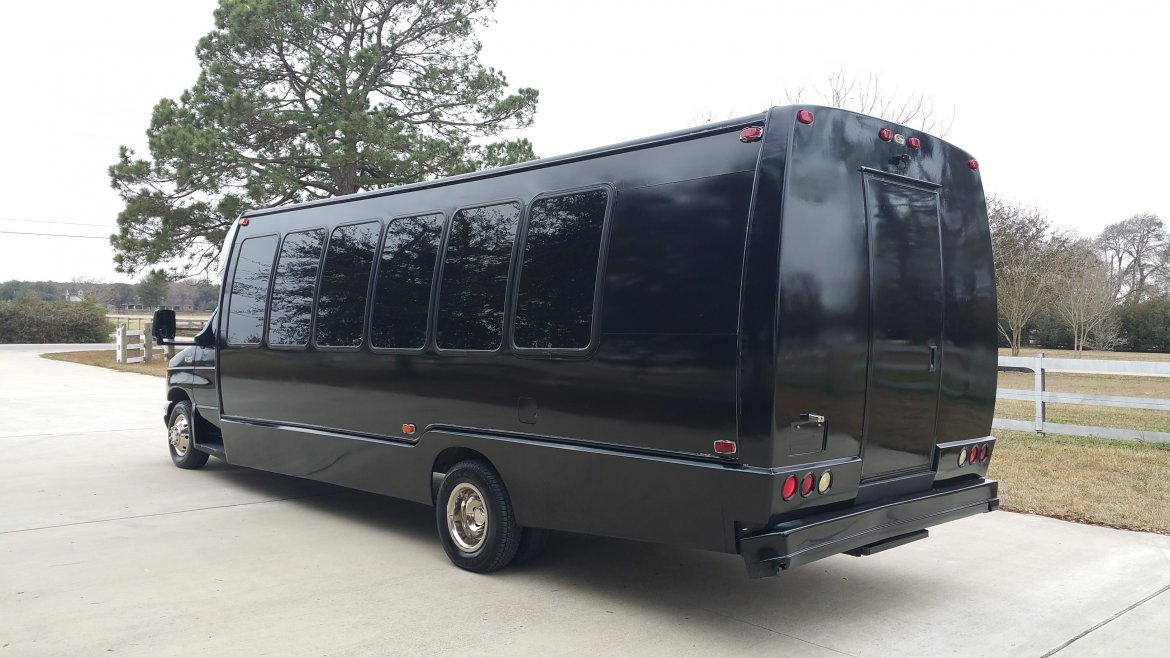 Limo Bus for Sale in Houston, TX - Photo 8