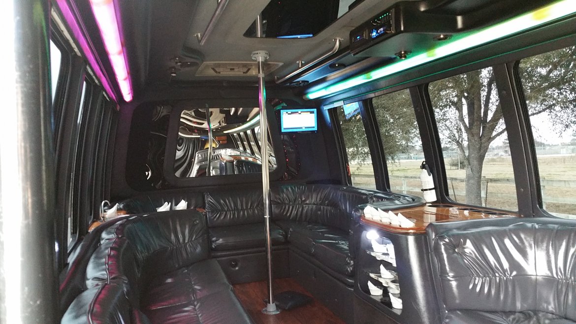 Limo Bus for Sale in Houston, TX - Photo 15
