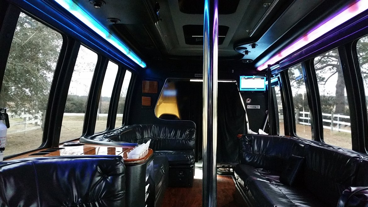 Limo Bus for Sale in Houston, TX - Photo 16
