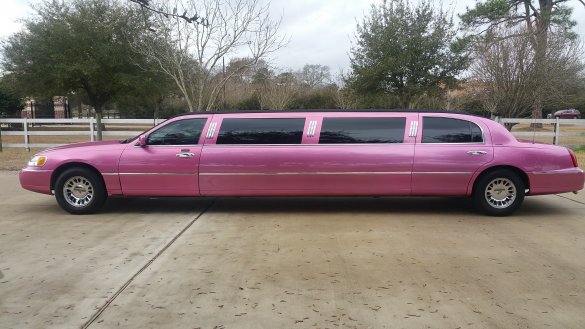 2001 Lincoln TownCar Limousine for Sale in Houston, TX - Photo 3