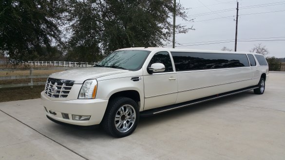 2008 Chevrolet Suburban SUV Stretch for Sale in Houston, TX - Main Photo