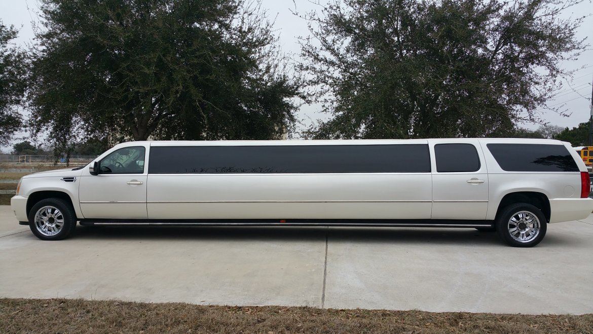 SUV Stretch for Sale in Houston, TX - Photo 4