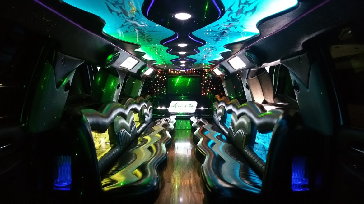 SUV Stretch for Sale in Houston, TX - Photo 17