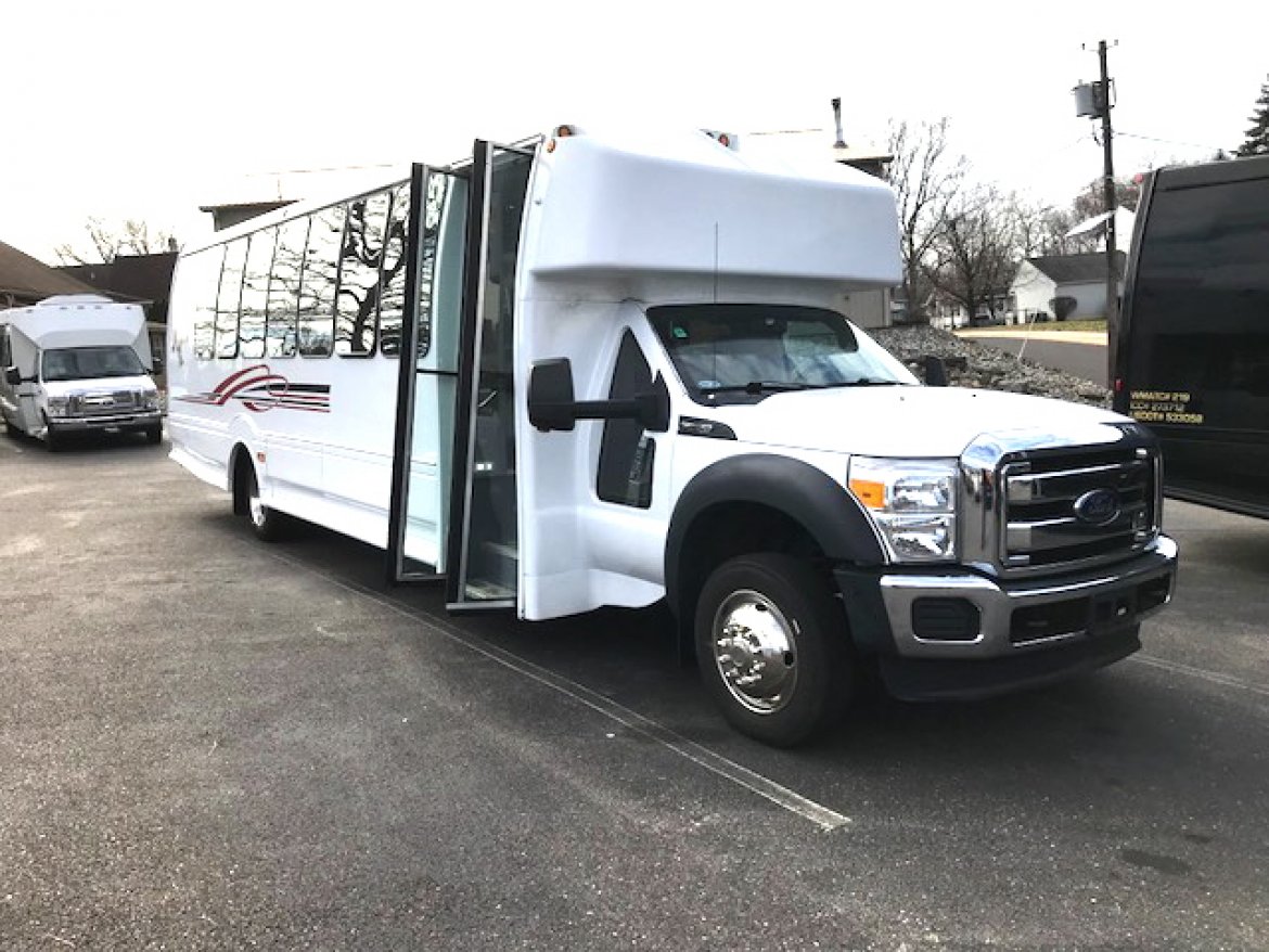 Shuttle Bus for Sale in Oaklyn, NJ - Photo 2