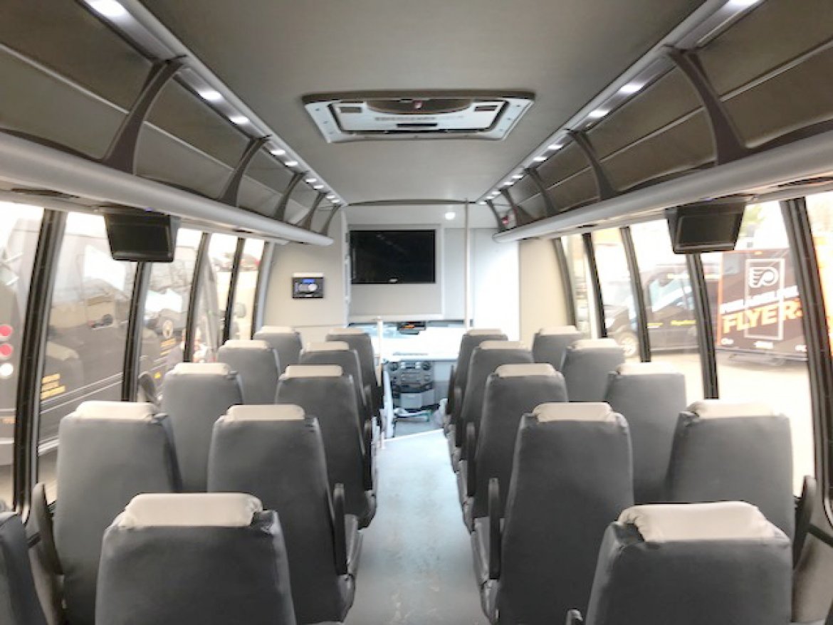 Shuttle Bus for Sale in Oaklyn, NJ - Photo 7