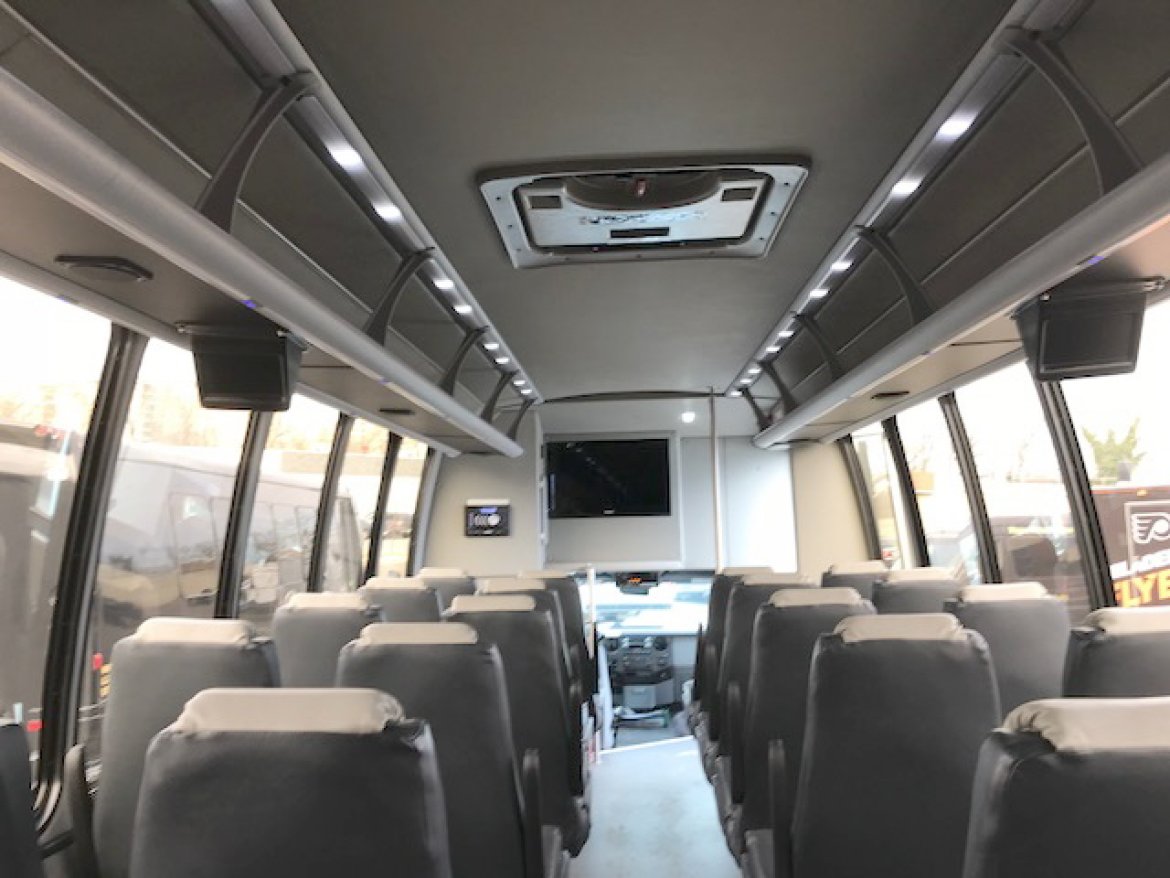 Shuttle Bus for Sale in Oaklyn, NJ - Photo 8