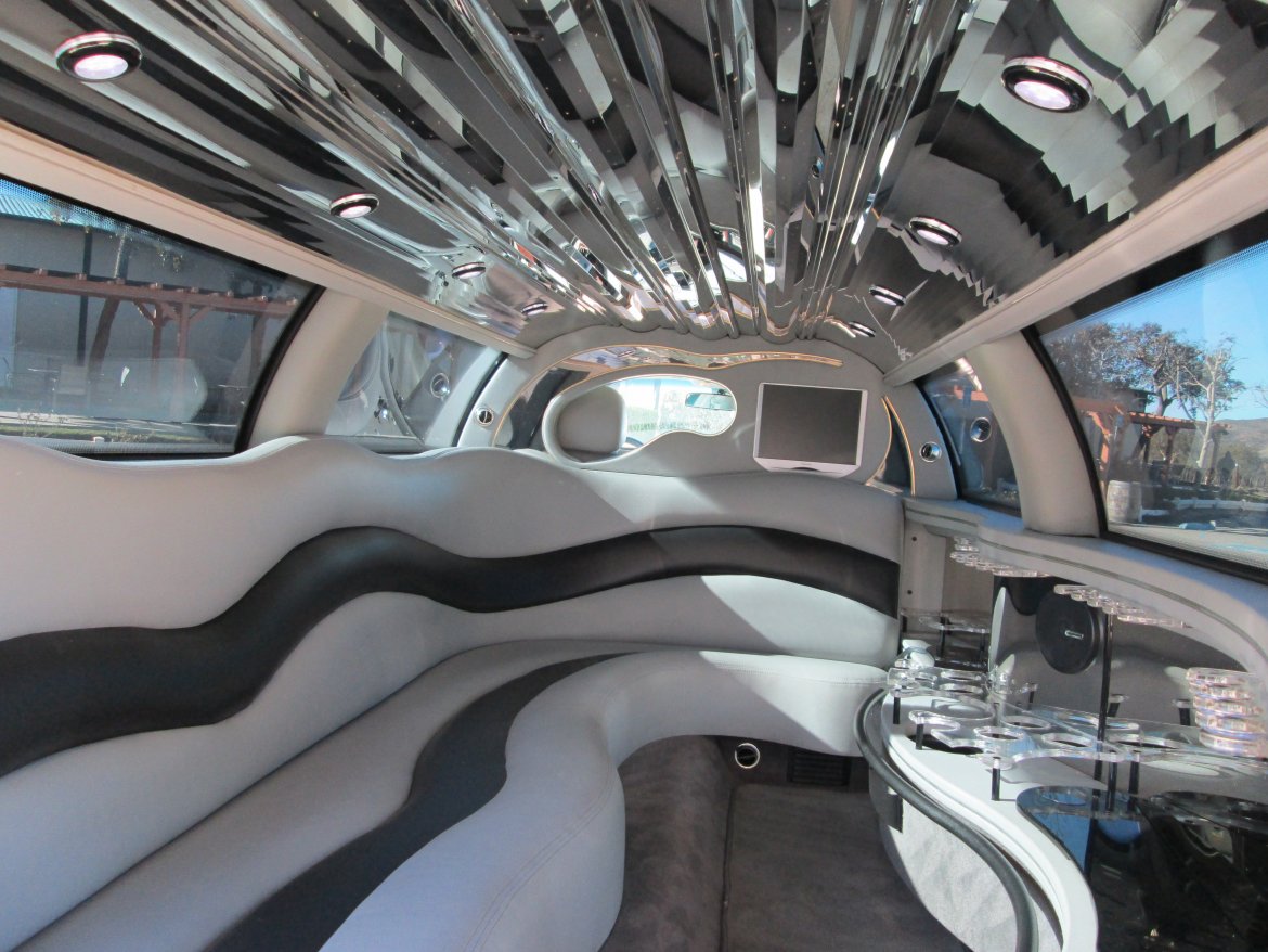 Limousine for Sale in AGUA DULCE, CA - Photo 4