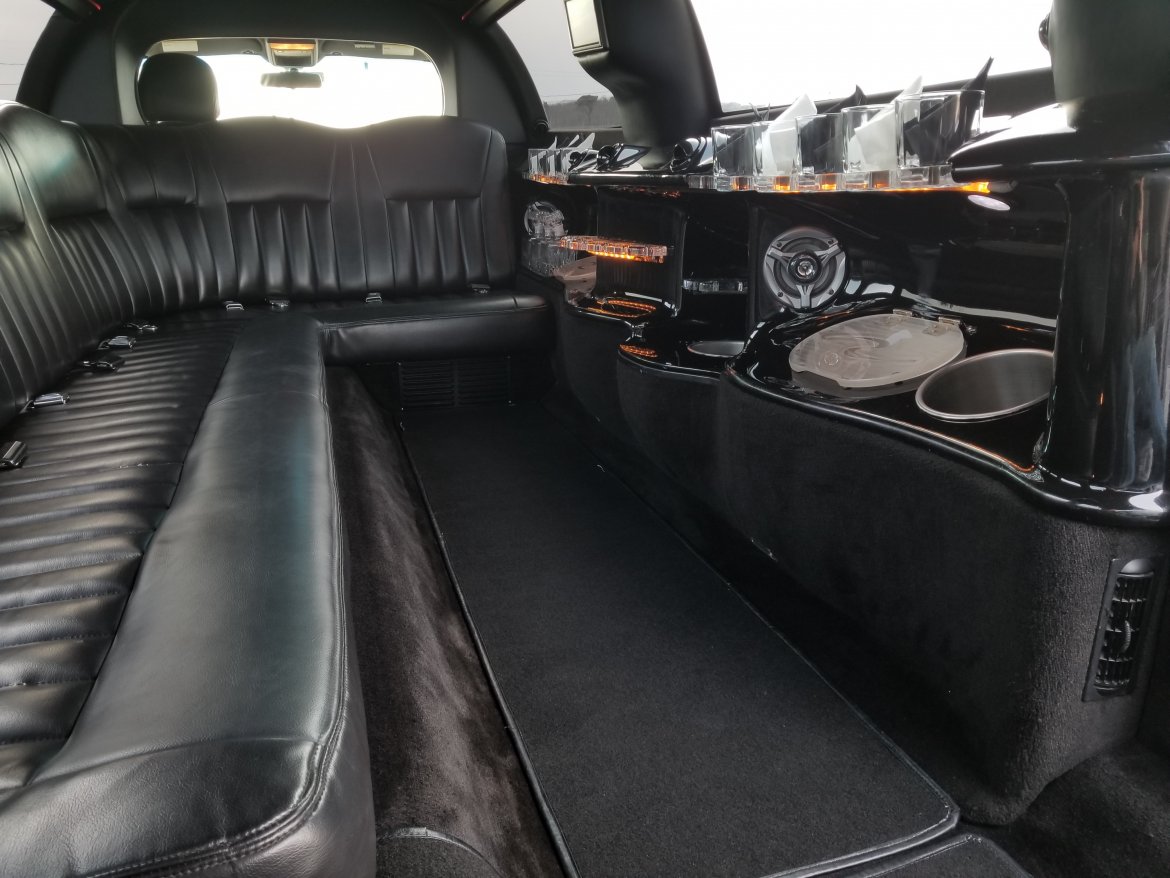Limousine for Sale in Bourne, MA - Photo 8