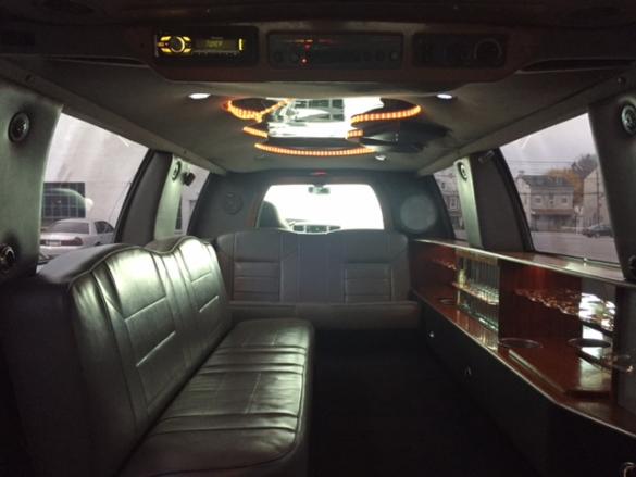 2001 Ford Excursion Limousine for Sale in Reading, PA - Photo 3
