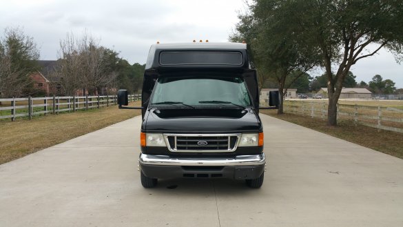 2007 Ford E450 Limo Bus for Sale in Houston, TX - Photo 3