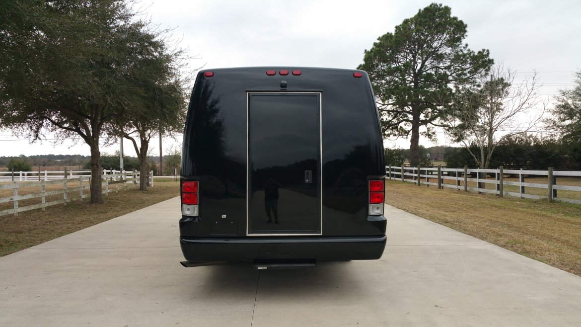 Limo Bus for Sale in Houston, TX - Photo 9