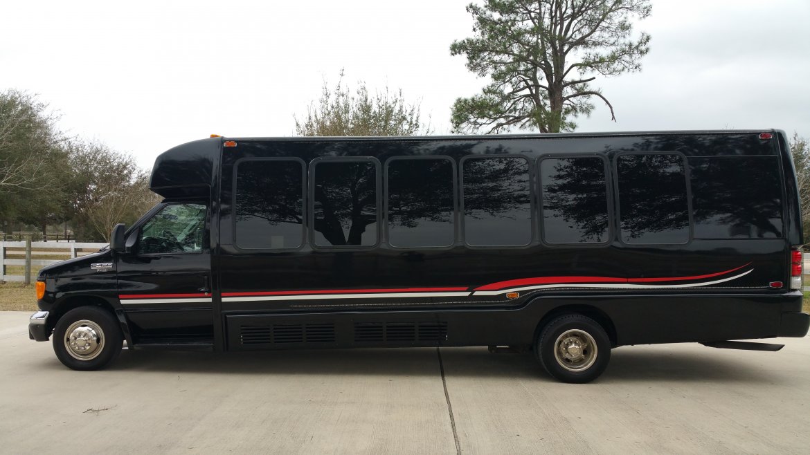 Limo Bus for Sale in Houston, TX - Photo 6