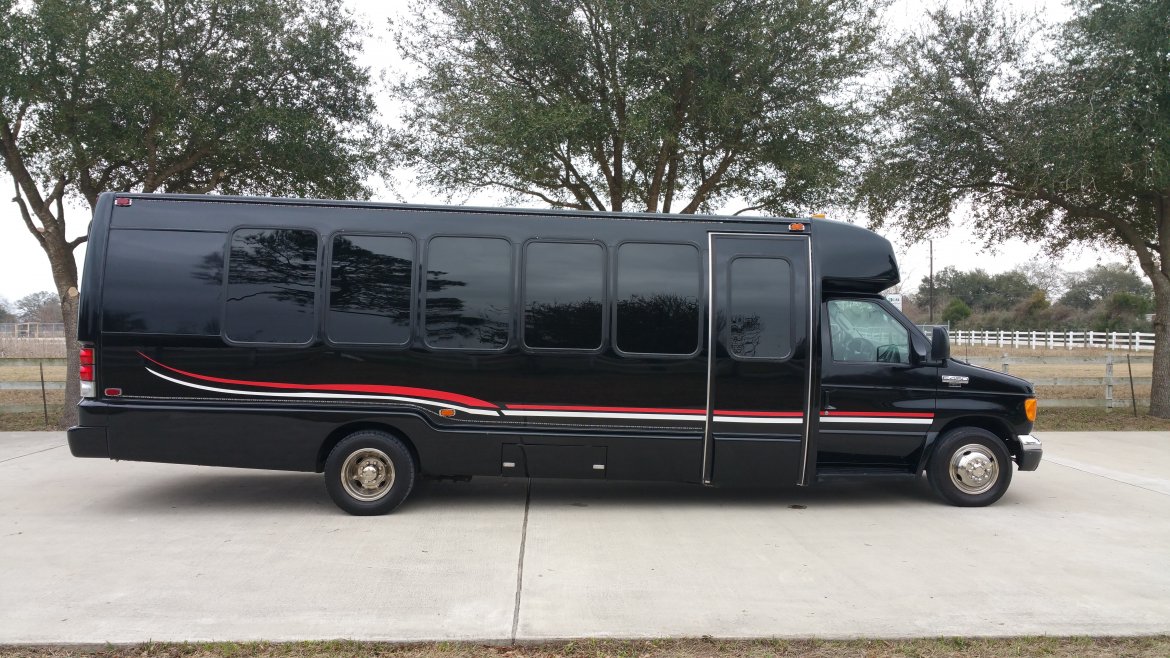 Limo Bus for Sale in Houston, TX - Photo 7