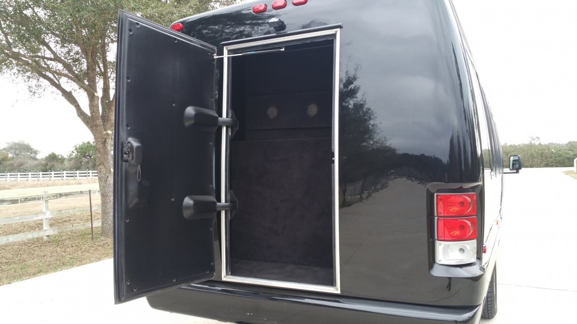 Limo Bus for Sale in Houston, TX - Photo 11