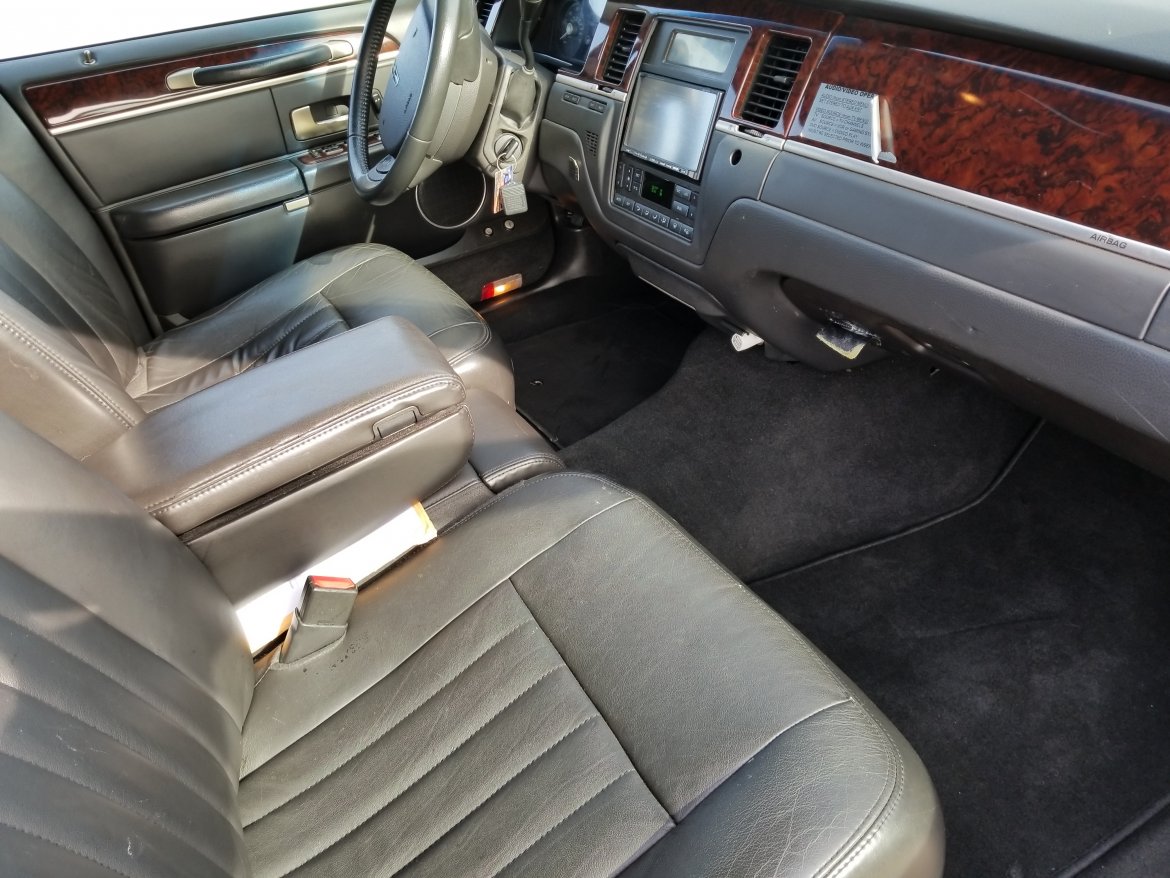 Limousine for Sale in Pocasset, MA - Photo 8