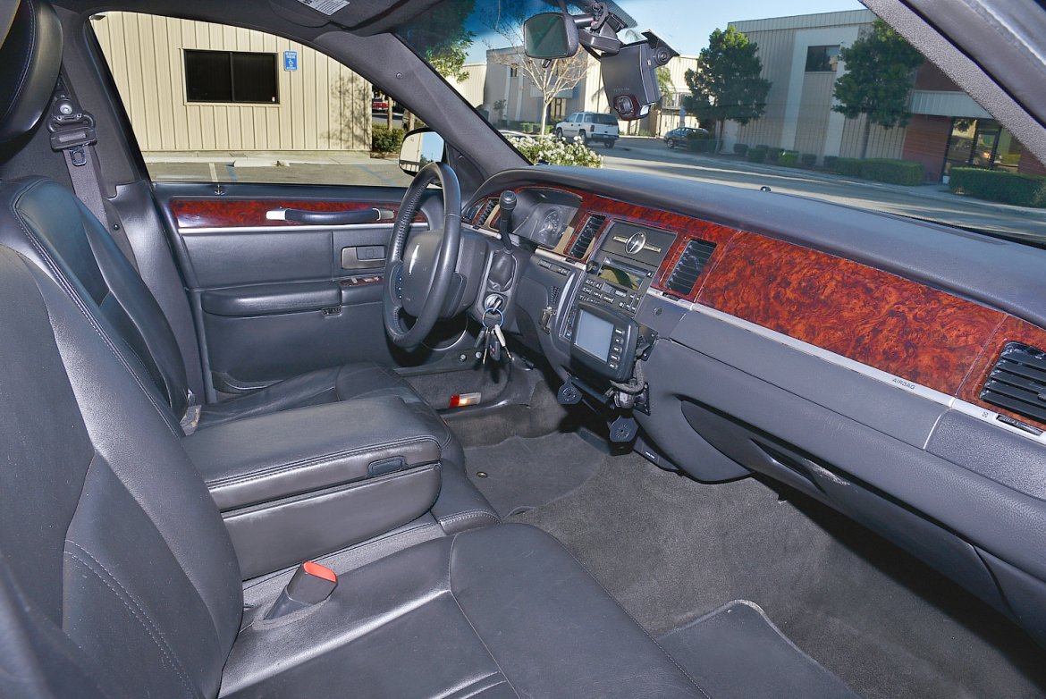 Limousine for Sale in Fontana, CA - Photo 9