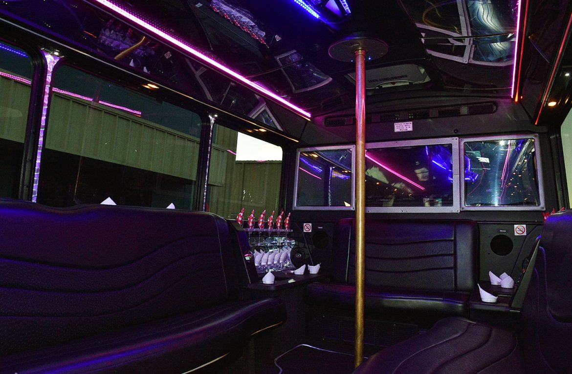 Limo Bus for Sale in Fontana, CA - Photo 9