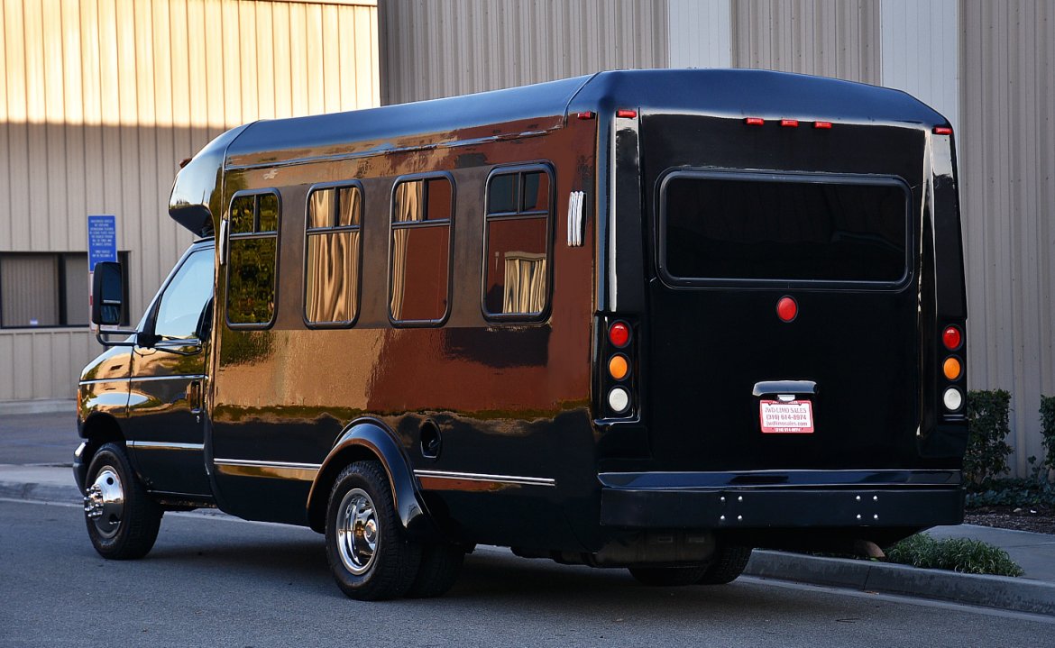 Limo Bus for Sale in Fontana, CA - Photo 7