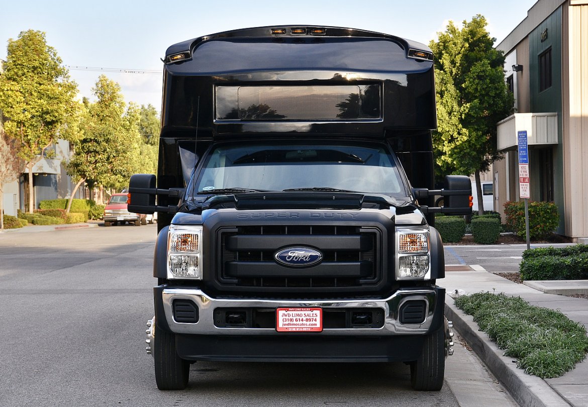 Limo Bus for Sale in Fontana, CA - Photo 4