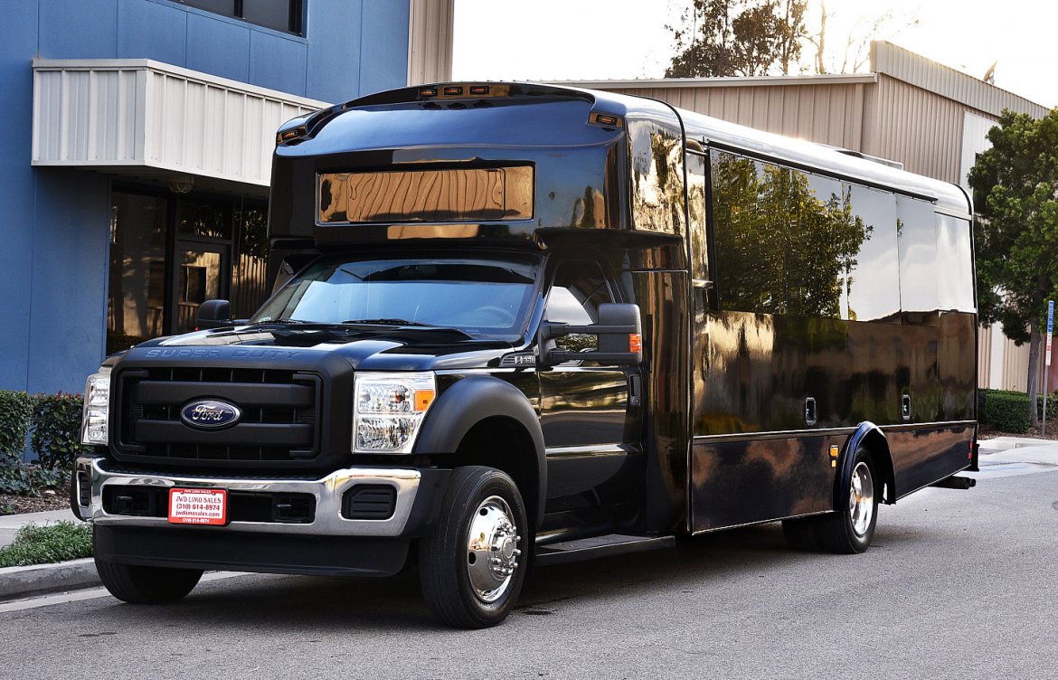Limo Bus for Sale in Fontana, CA - Photo 7