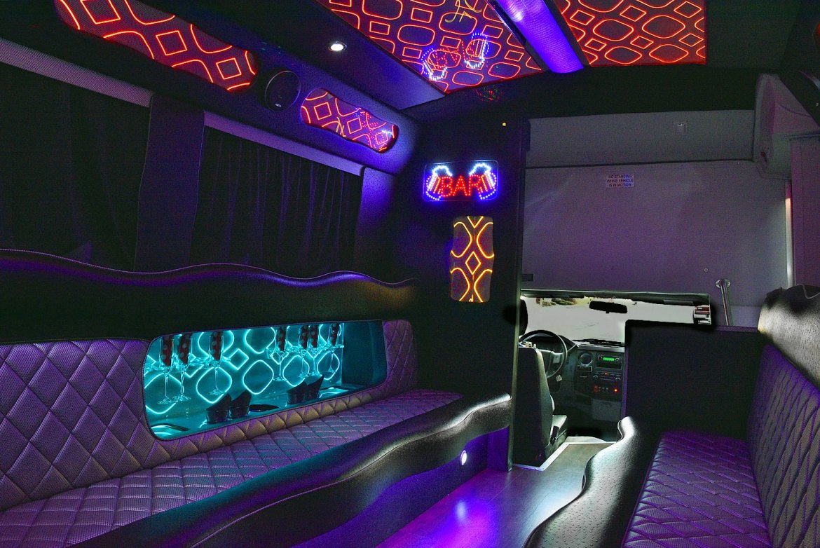 Limo Bus for Sale in Fontana, CA - Photo 12