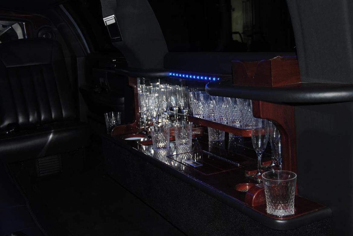 Limousine for Sale in Jacksonville Beach, FL - Photo 5