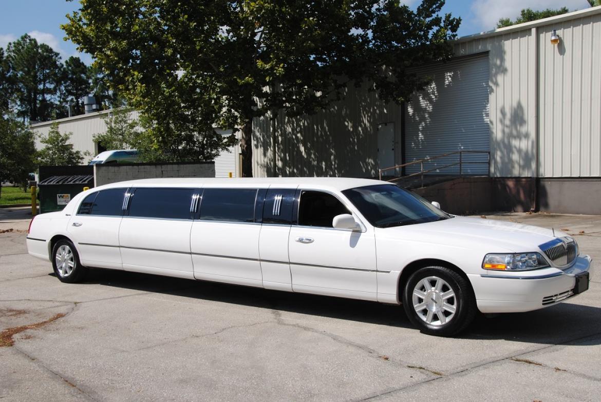 Limousine for Sale in Jacksonville Beach, FL - Photo 9