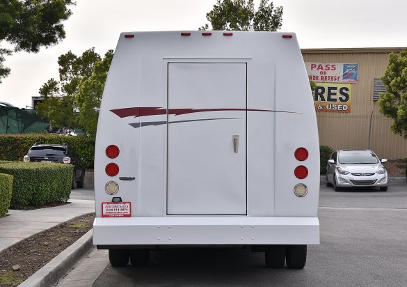 2011 Ford E-450 Limo Bus for Sale in Fontana, CA - Photo 3
