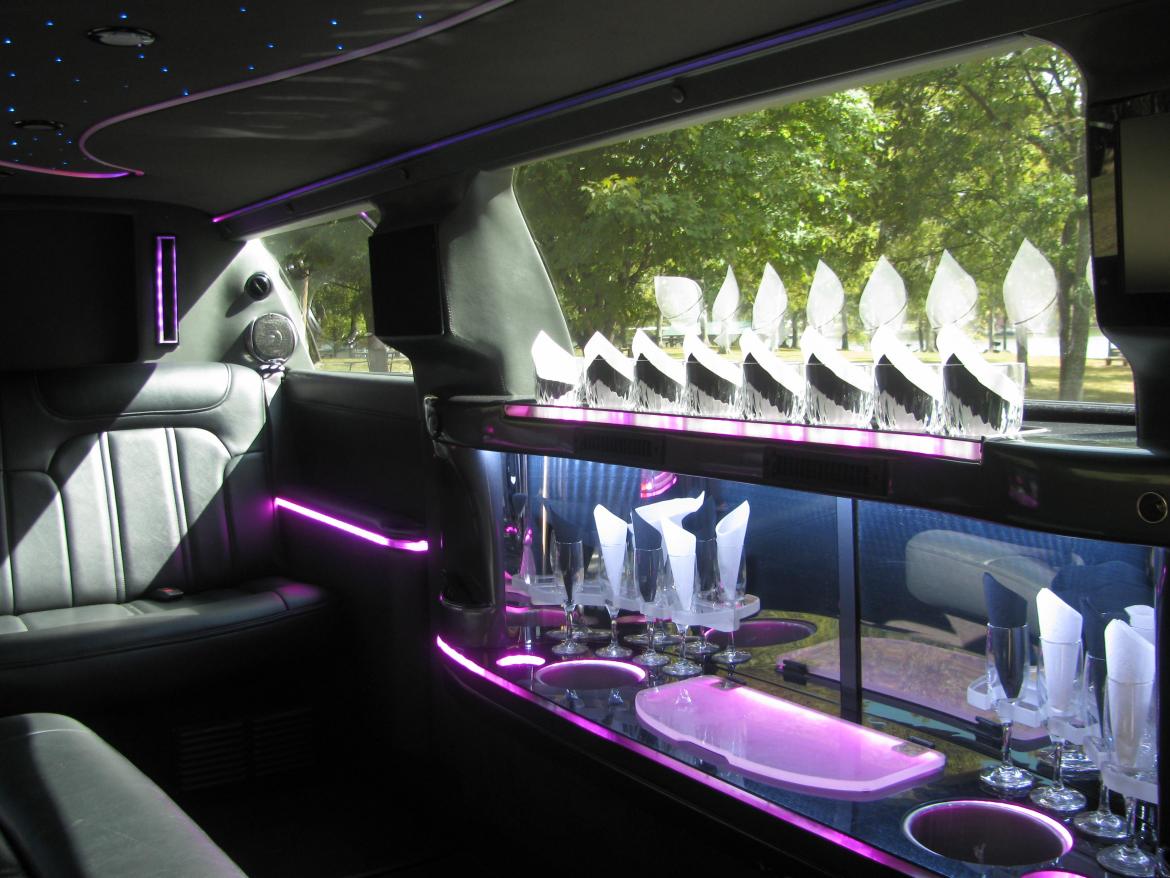 Limousine for Sale in Nashville, TN - Photo 7
