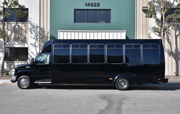 2011 Ford  E-450 Limo Bus for Sale in Fontana, CA - Photo 3