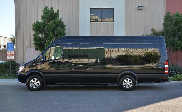 2008 Mercedes-Benz Mercedes Benz 2500 Sprinter Sprinter for Sale in Trenton, NJ - Photo 2