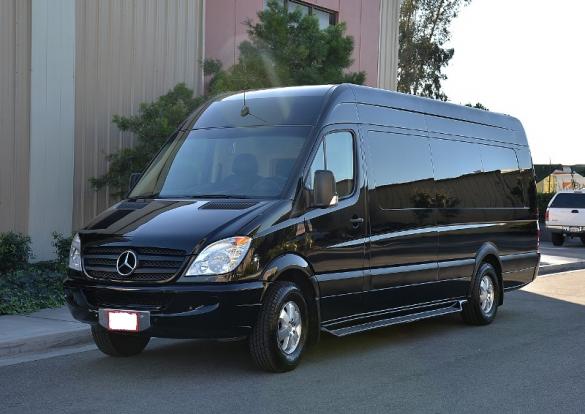 2008 Mercedes-Benz Mercedes Benz 2500 Sprinter Sprinter for Sale in Trenton, NJ - Main Photo