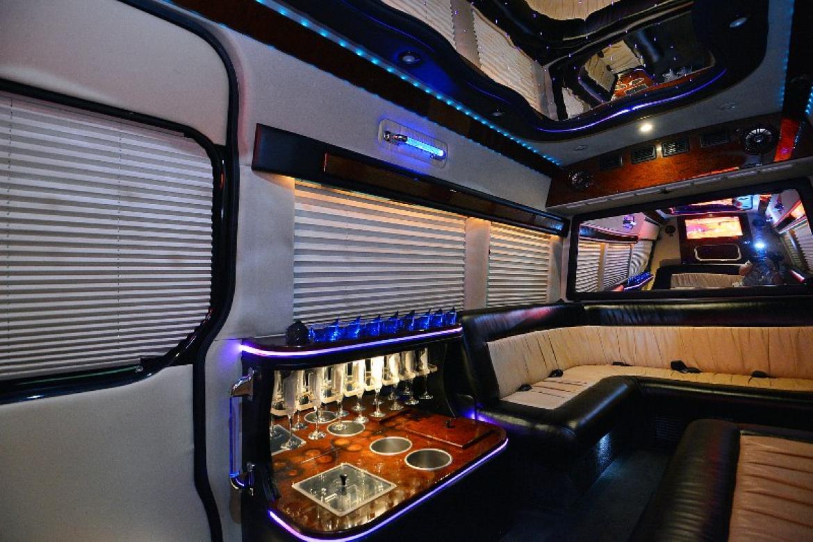 Sprinter for Sale in Trenton, NJ - Photo 11