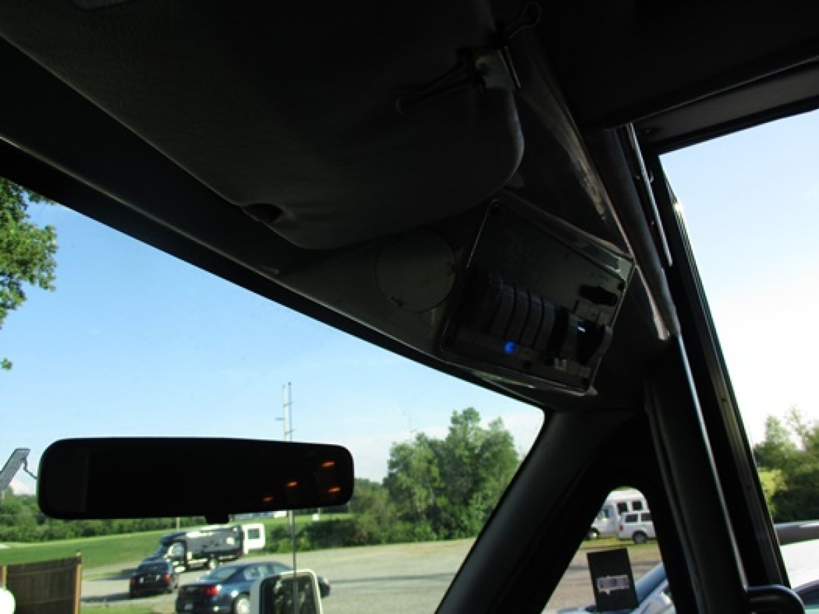 Limo Bus for Sale in Bellefontaine, OH - Photo 33